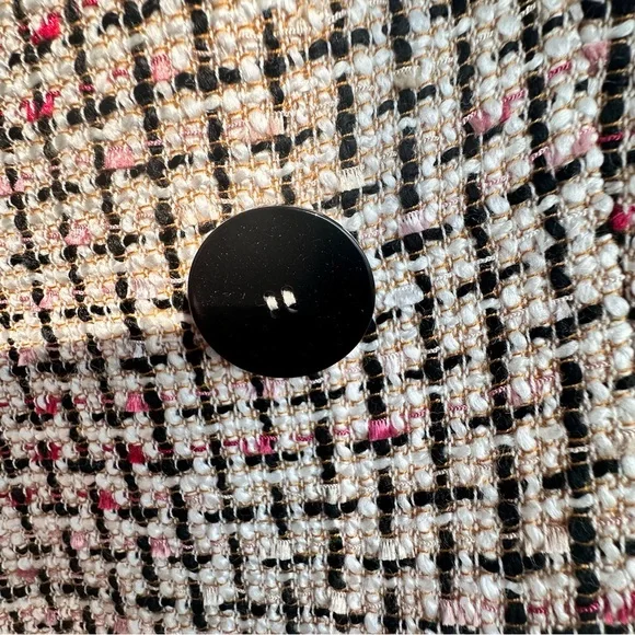 Zara Women's Black and White Tweed Blazer with Red Accents - Picture 3 of 4